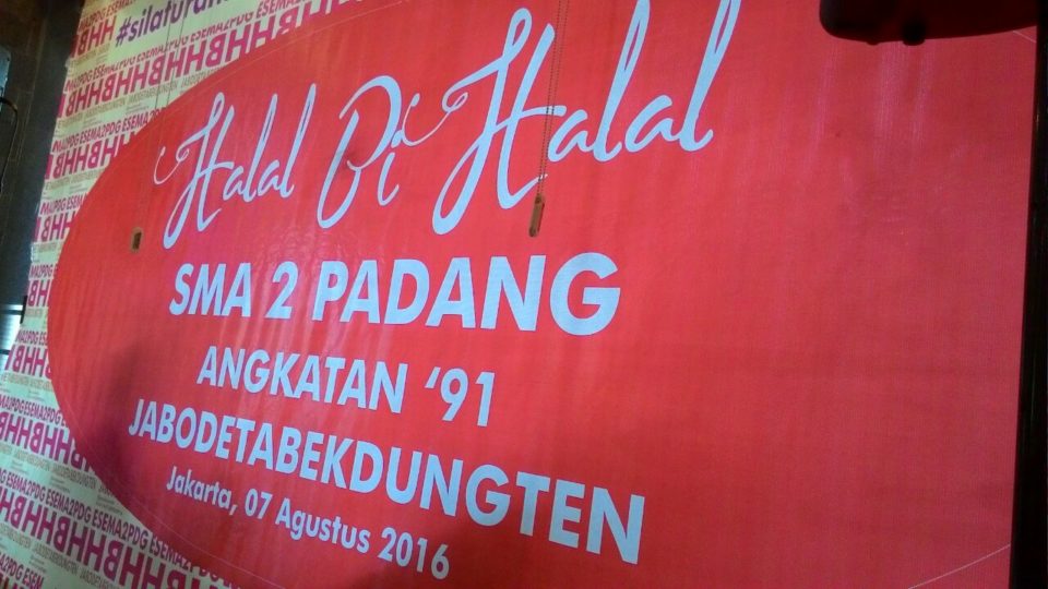 Sewa Organ Tunggal Halal Bihalal di RM. Sederhana Green Terrace TMII