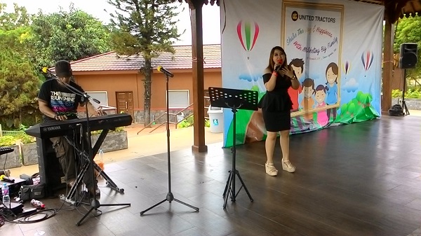 Sewa Organ Tunggal Company Gathering United Tractors di TMII 12 Nov 2016