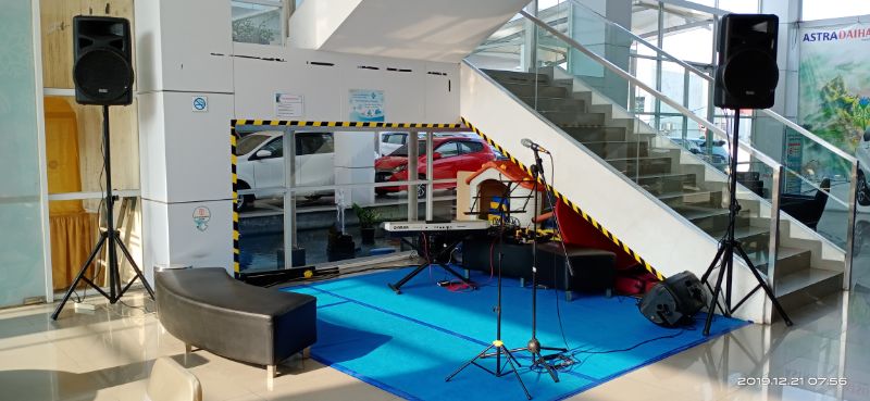 Sewa Organ Tunggal Saksofon Acara Customer Gathering Showroom Daihatsu Bekasi