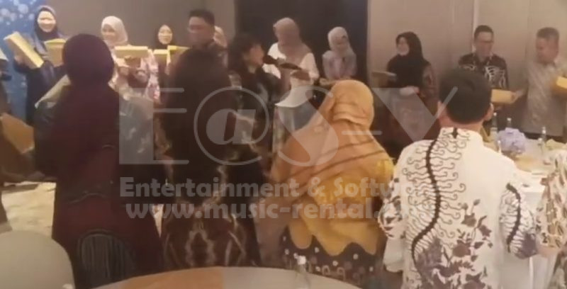 Sewa Organ Tunggal Backdrop Fotografer Acara Reuni UNSri di BSD