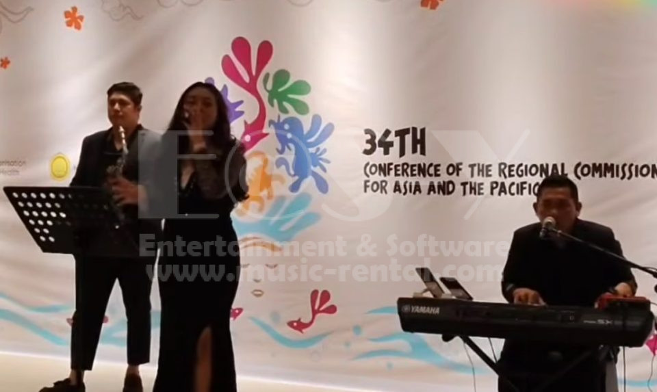 Sewa Organ Tunggal Dinner Elegan dengan Saxophone