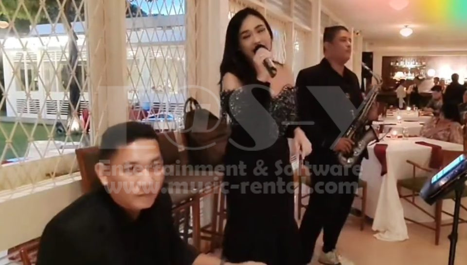Sewa Organ Tunggal Elegan dan Saxophone Wedding Anniversary